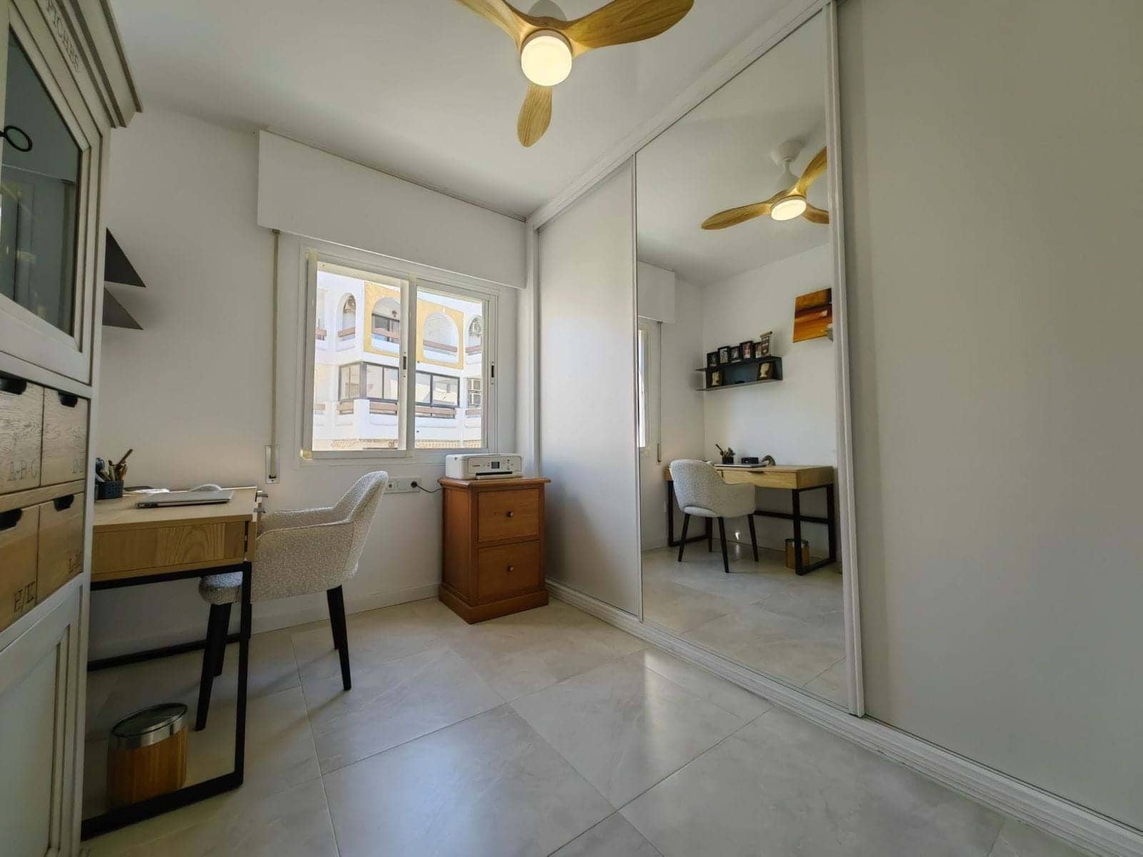 Apartamento de 3 habitaciones en Estepona en venta con piscina garaje - 498.500 € (Ref: 9322387)