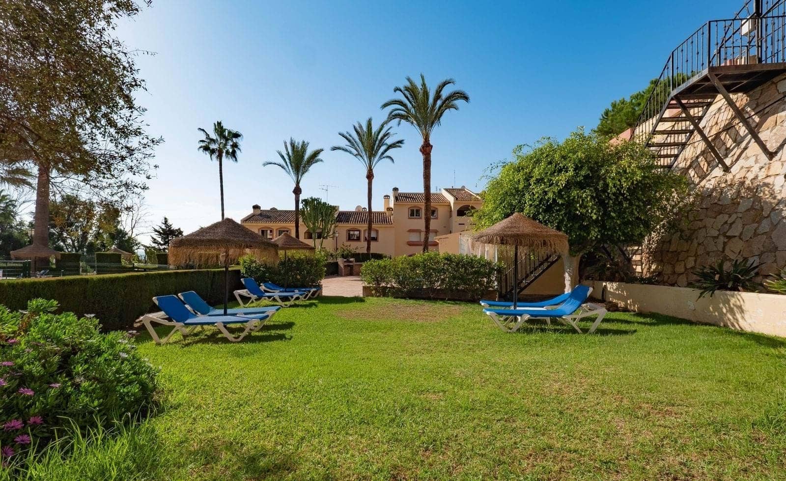 2 bedroom Apartment for sale in Mijas with pool garage - € 339,000 (Ref: 9322388)