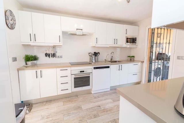 3 camera da letto Villa in vendita in Mijas con piscina garage - 470.000 € (Rif: 9322432)