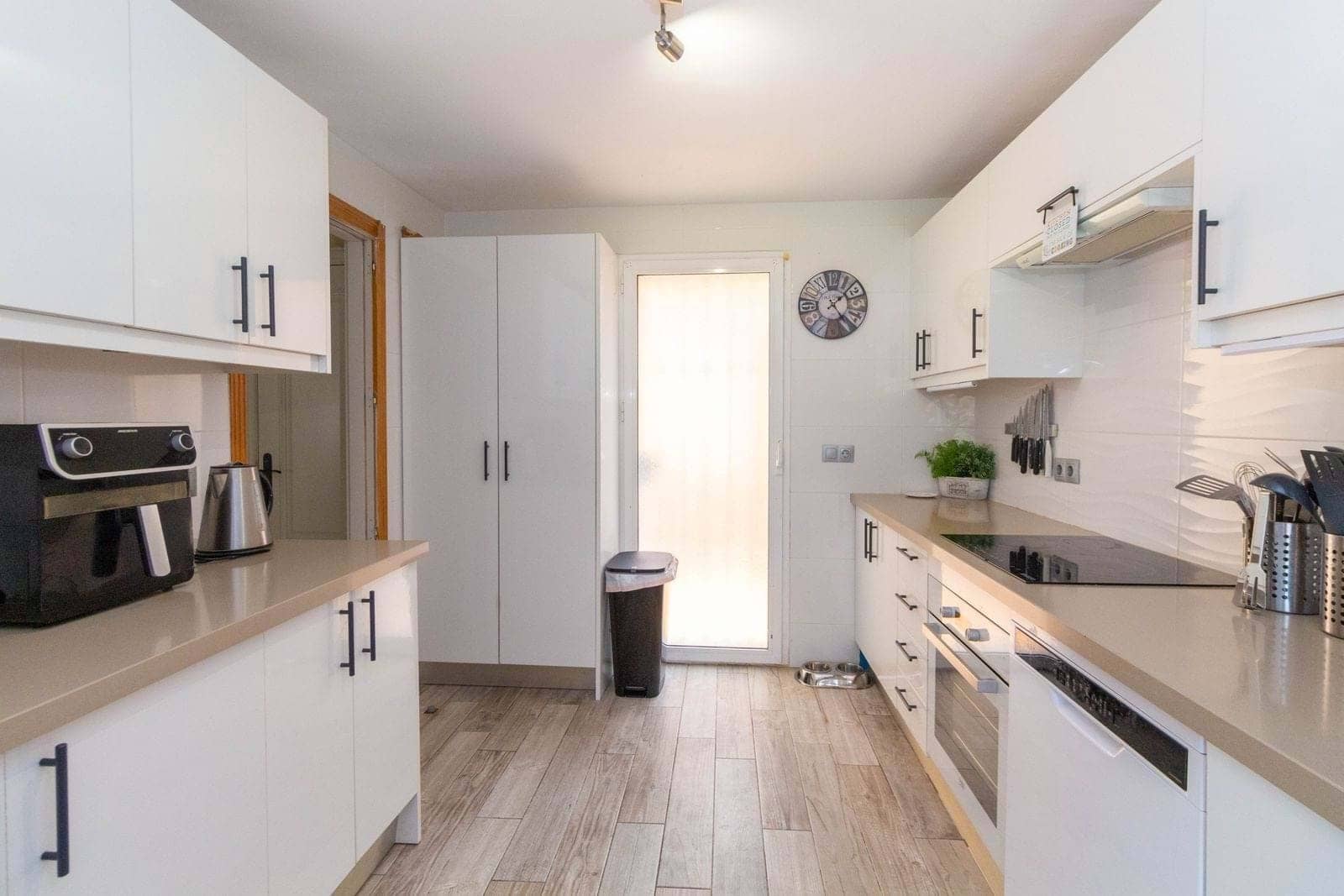 3 bedroom Villa for sale in Mijas with pool garage - € 470,000 (Ref: 9322432)