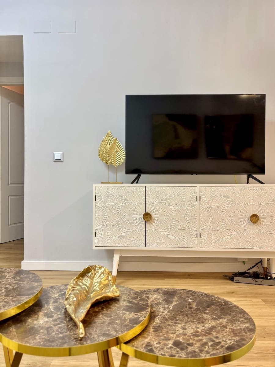 Apartamento de 2 habitaciones en Mijas en venta con piscina garaje - 329.000 € (Ref: 9322435)