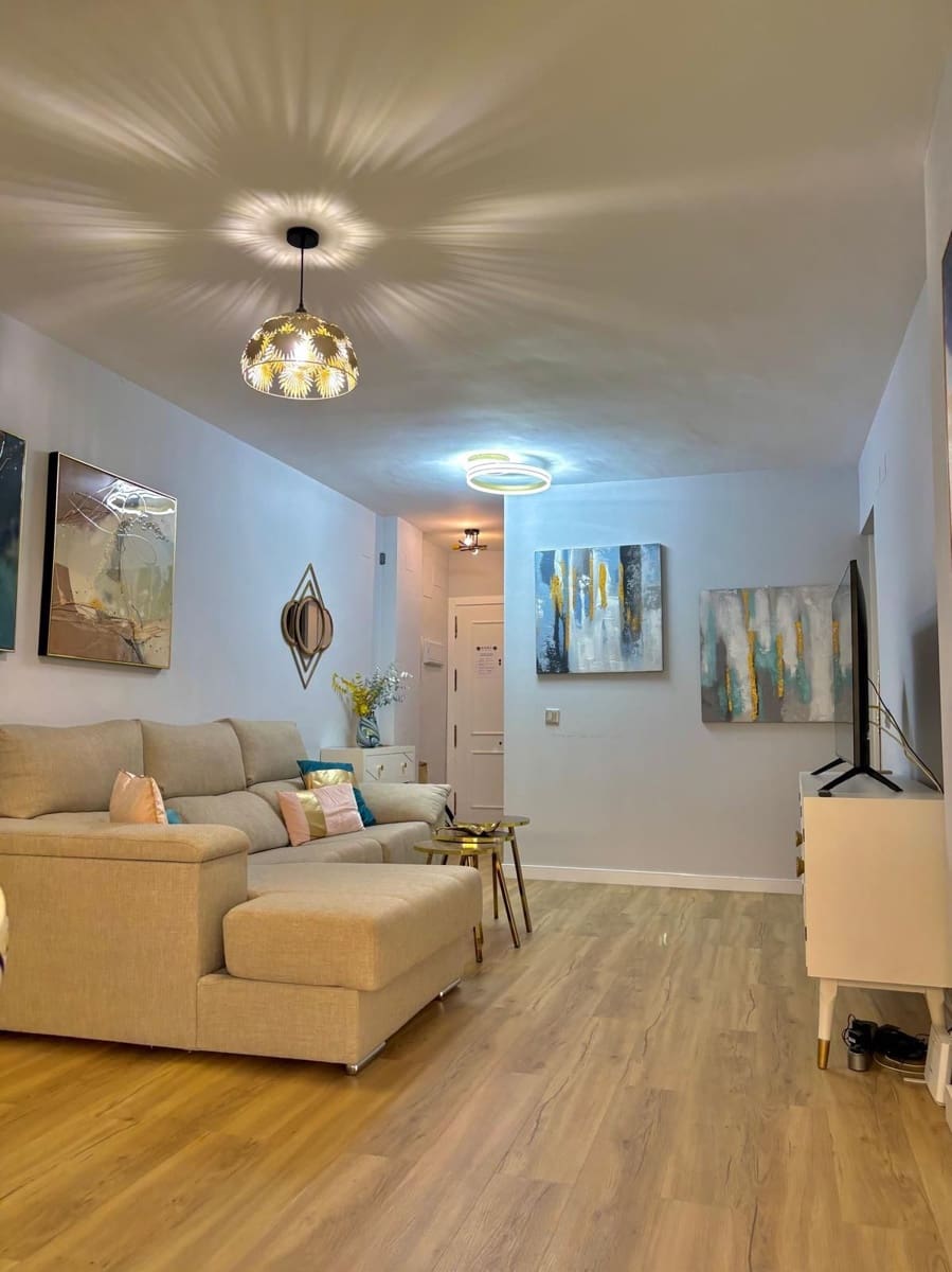 Apartamento de 2 habitaciones en Mijas en venta con piscina garaje - 329.000 € (Ref: 9322435)