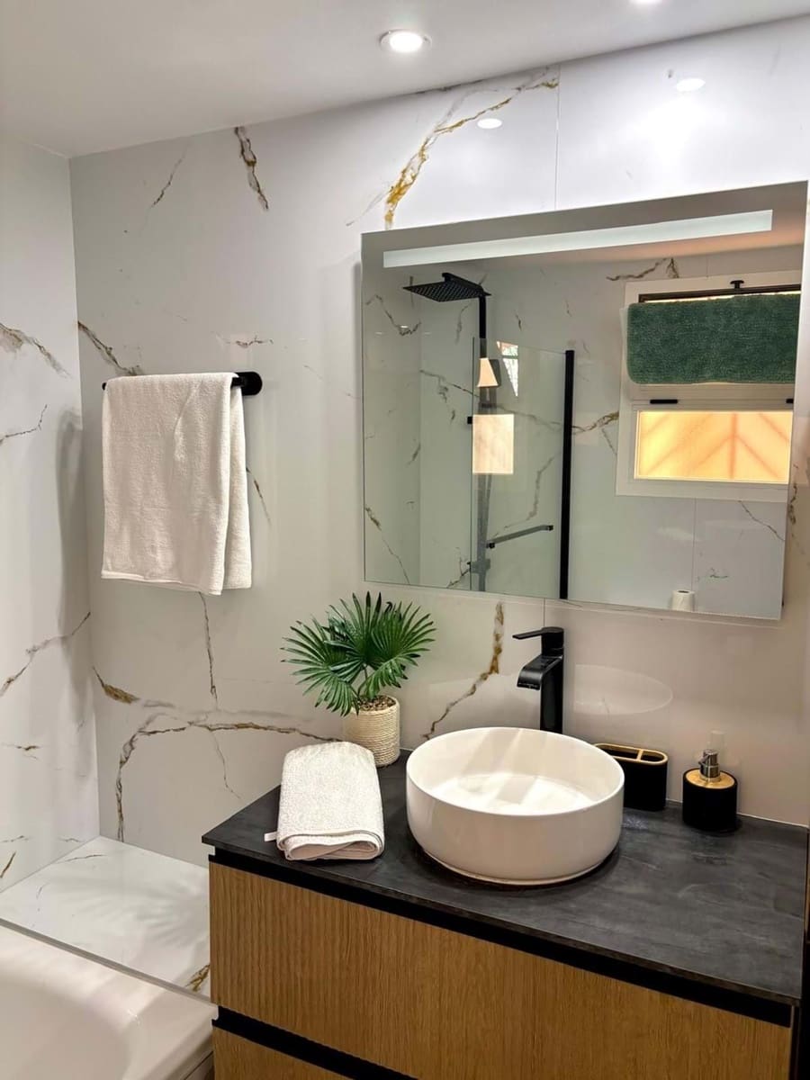 Apartamento de 2 habitaciones en Mijas en venta con piscina garaje - 329.000 € (Ref: 9322435)