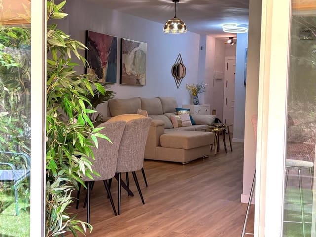 Apartamento de 2 habitaciones en Mijas en venta con piscina garaje - 329.000 € (Ref: 9322435)