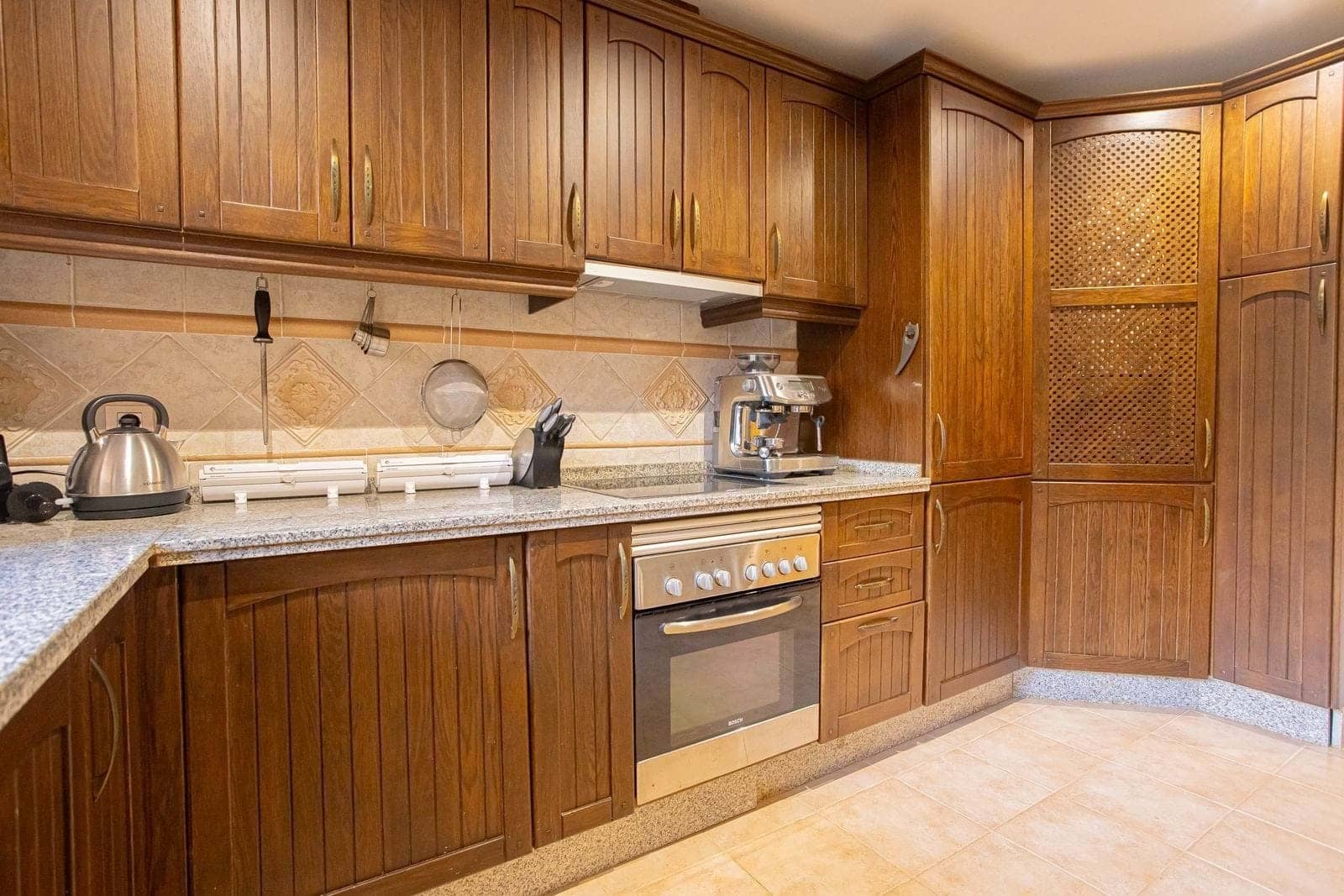 2 bedroom Apartment for sale in Marbella with pool garage - € 415,000 (Ref: 9322437)