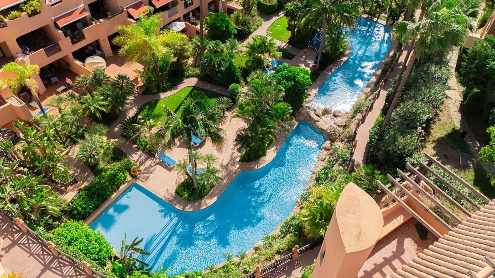 2 bedroom Apartment for sale in Marbella with pool garage - € 415,000 (Ref: 9322437)