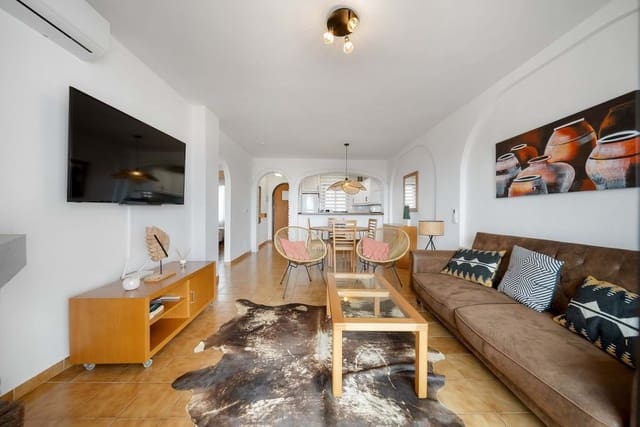 Apartamento de 2 habitaciones en Mijas en venta con piscina garaje - 329.000 € (Ref: 9325461)