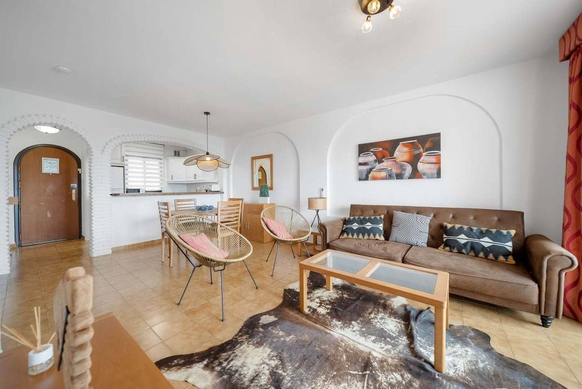 Apartamento de 2 habitaciones en Mijas en venta con piscina garaje - 329.000 € (Ref: 9325461)