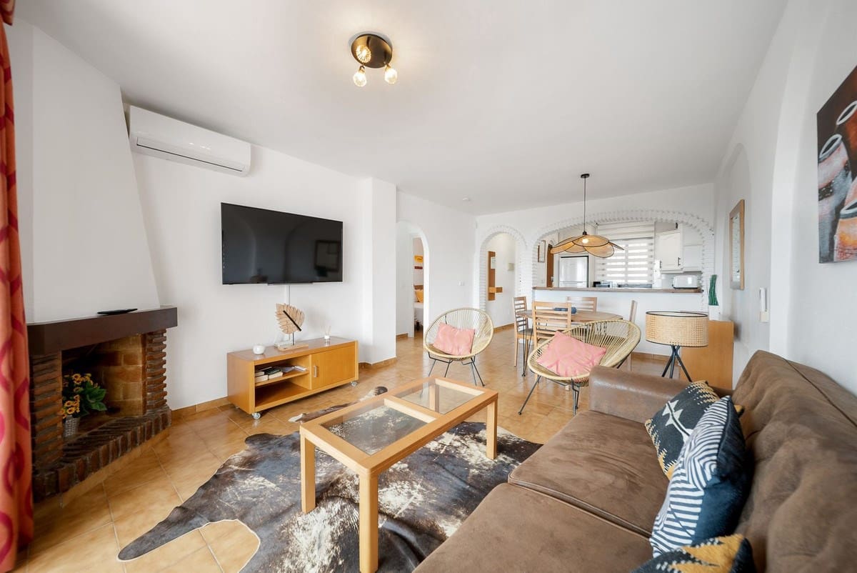 Apartamento de 2 habitaciones en Mijas en venta con piscina garaje - 329.000 € (Ref: 9325461)