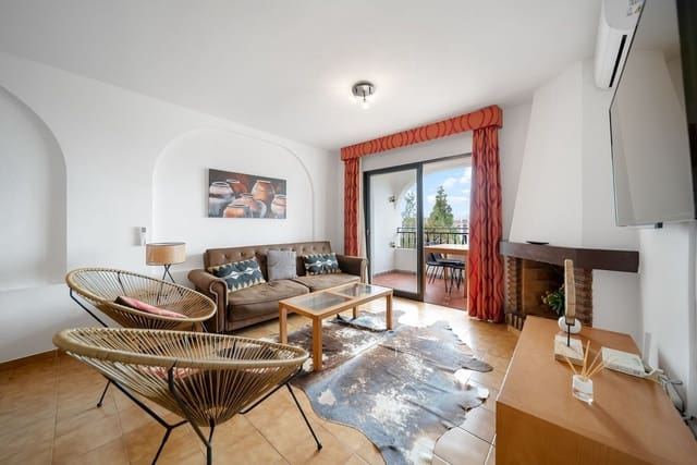 Apartamento de 2 habitaciones en Mijas en venta con piscina garaje - 329.000 € (Ref: 9325461)