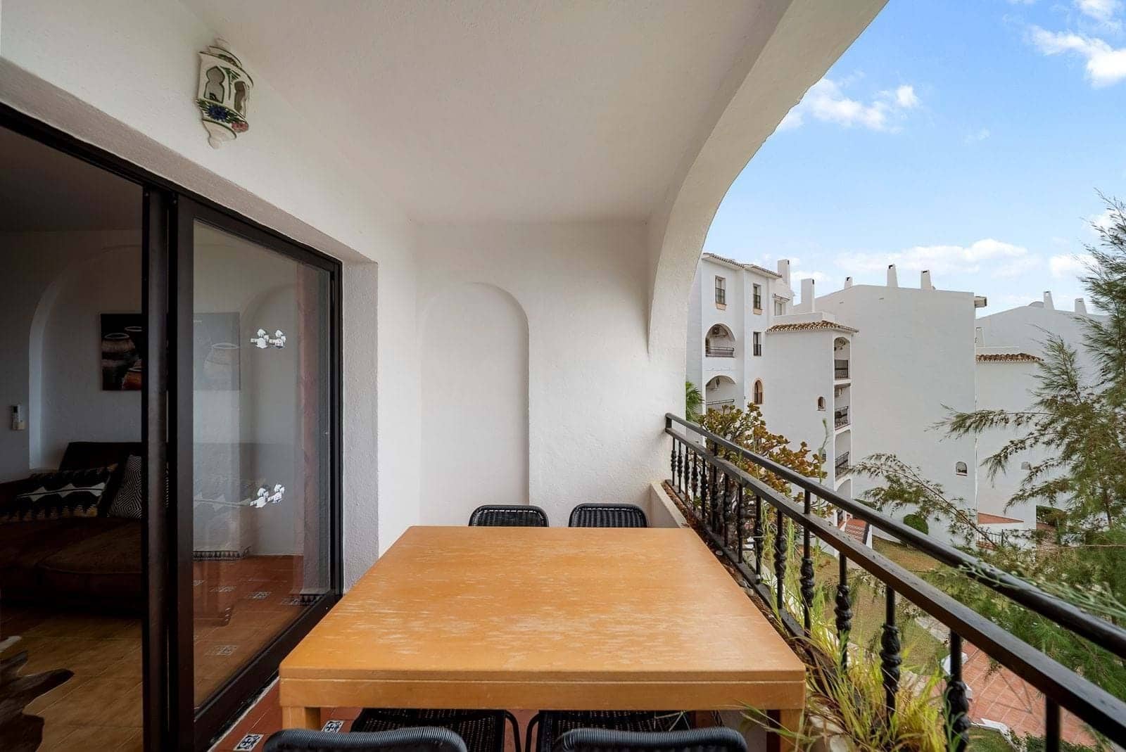 Apartamento de 2 habitaciones en Mijas en venta con piscina garaje - 329.000 € (Ref: 9325461)