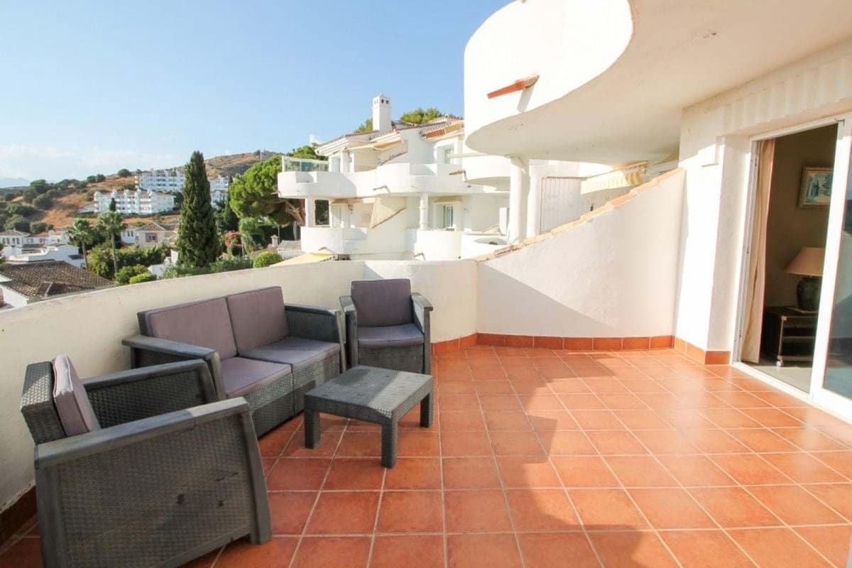 Apartamento de 2 habitaciones en Mijas en venta con piscina garaje - 255.000 € (Ref: 9325631)