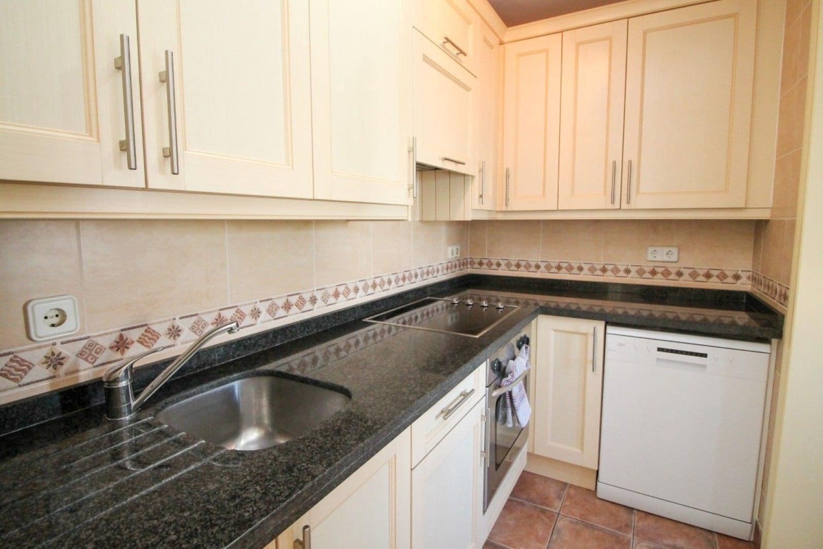 Apartamento de 2 habitaciones en Mijas en venta con piscina garaje - 255.000 € (Ref: 9325631)