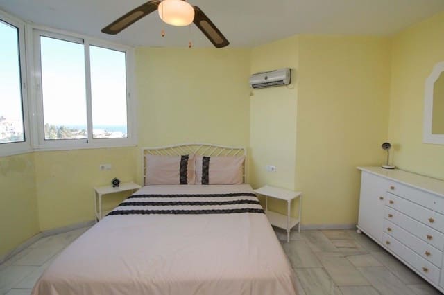 Apartamento de 2 habitaciones en Mijas en venta con piscina garaje - 255.000 € (Ref: 9325631)