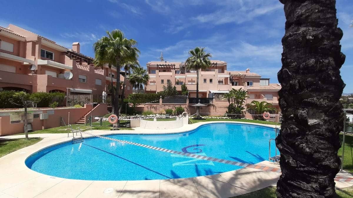 2 bedroom Apartment for sale in Mijas with pool garage - € 265,000 (Ref: 9337356)