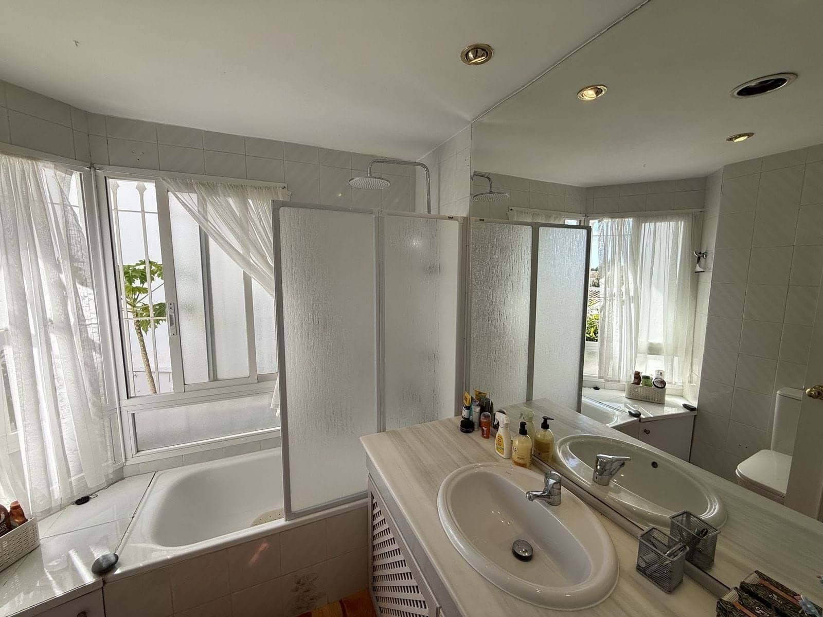 2 bedroom Apartment for sale in Mijas with pool garage - € 270,000 (Ref: 9337357)