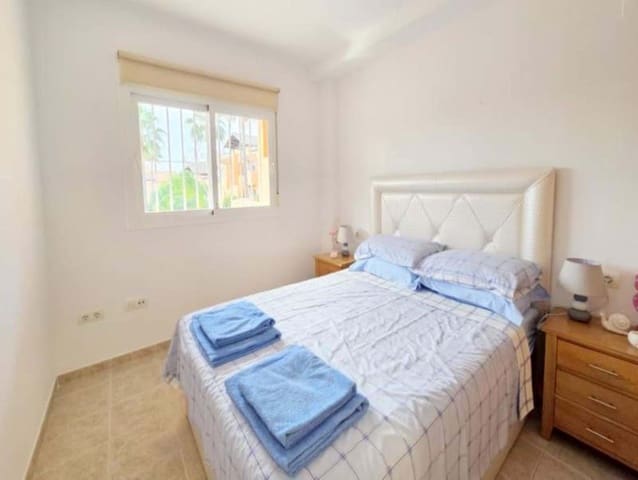 Apartamento de 2 habitaciones en Casares en venta con piscina garaje - 262.000 € (Ref: 9337361)
