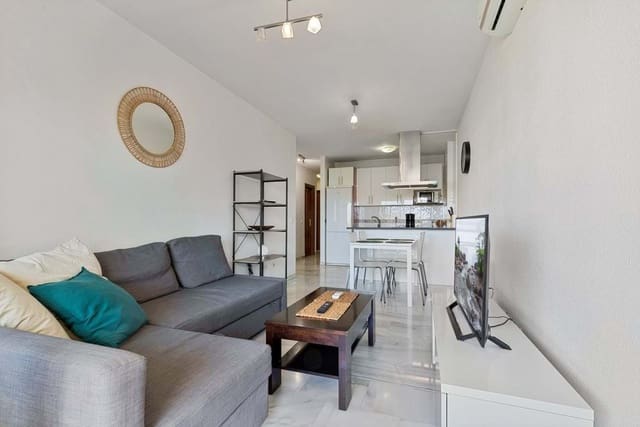 2 makuuhuone Huoneisto myytävänä paikassa Fuengirola mukana uima-altaan 
autotalli - 269 000 € (Ref: 9337503)