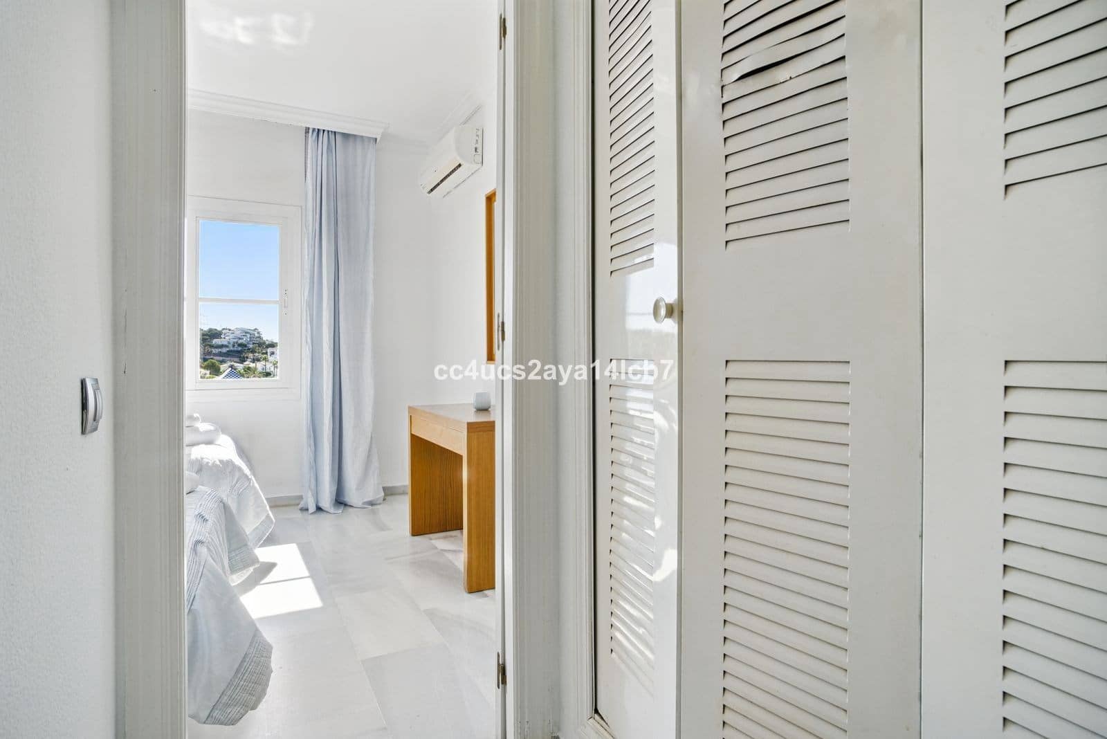 Apartamento de 2 habitaciones en Mijas en venta con piscina - 299.000 € (Ref: 9340449)