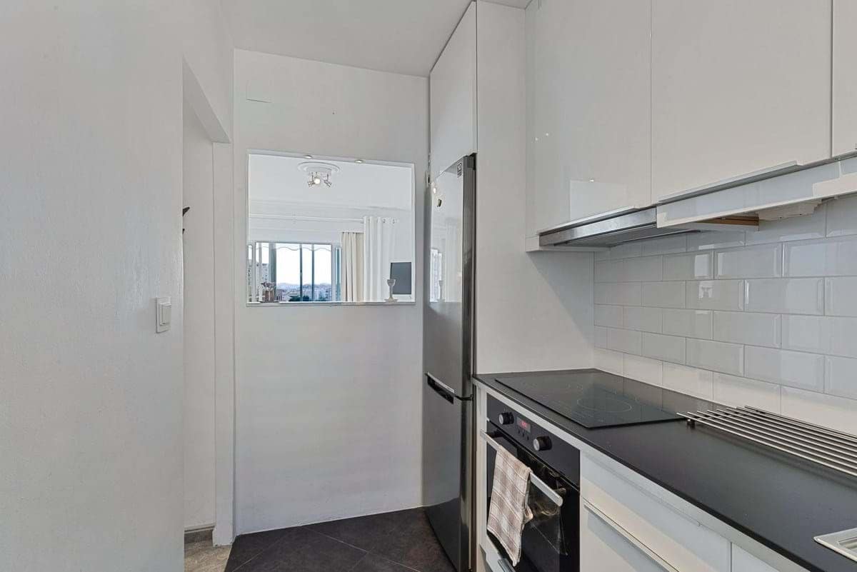 2 bedroom Apartment for sale in Fuengirola - € 285,000 (Ref: 9340658)