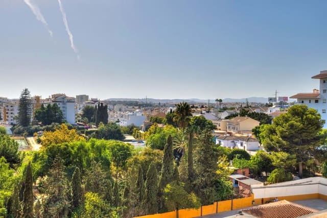 Apartamento de 2 habitaciones en Fuengirola en venta - 285.000 € (Ref: 9340658)