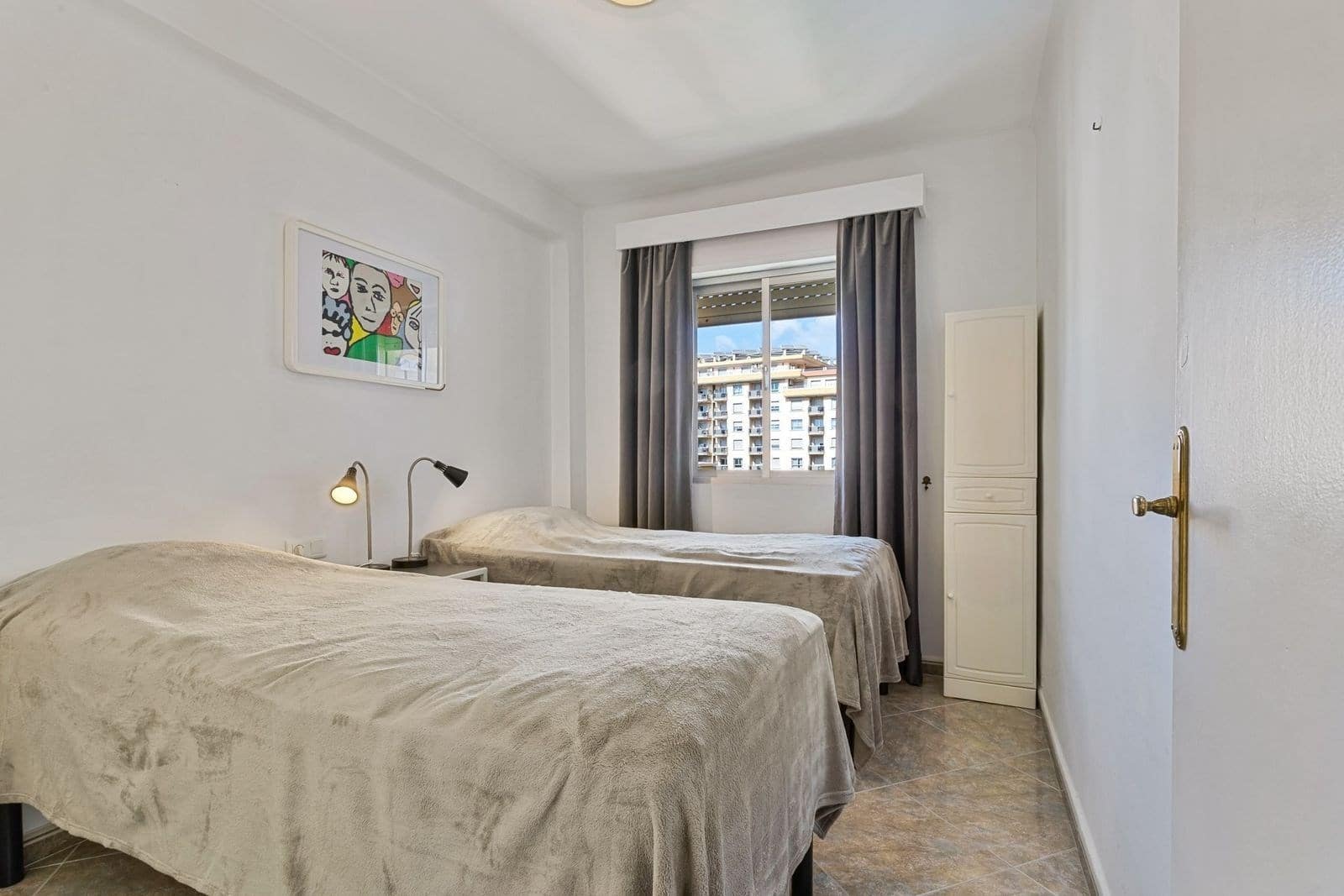 2 bedroom Apartment for sale in Fuengirola - € 285,000 (Ref: 9340658)