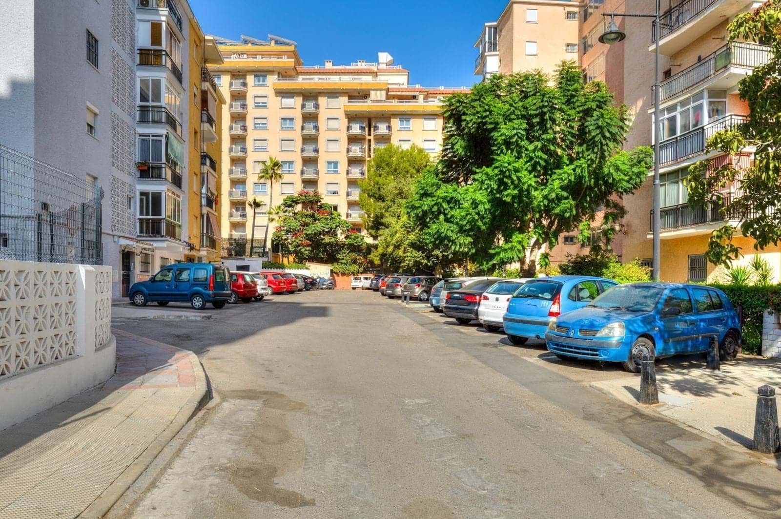 2 bedroom Apartment for sale in Fuengirola - € 285,000 (Ref: 9340658)