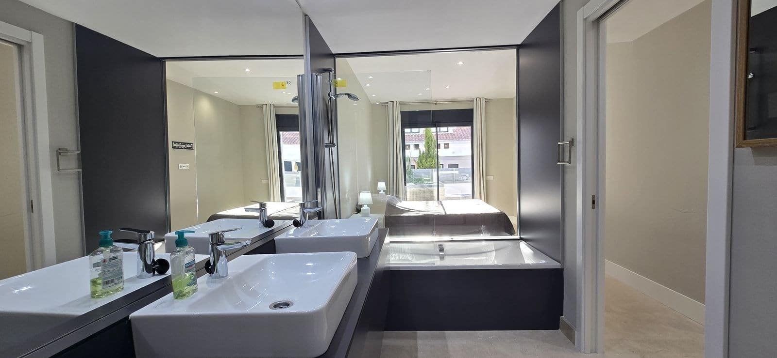 2 bedroom Apartment for sale in New Golden Mile with pool garage - € 390,000 (Ref: 9340659)