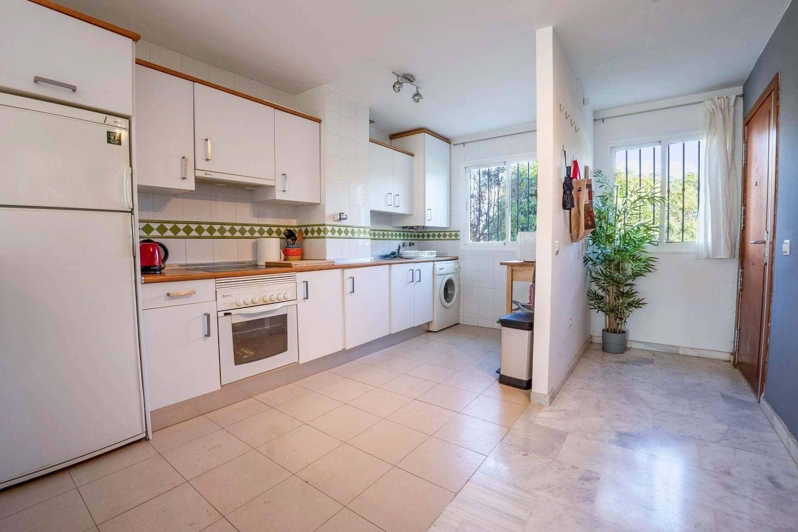 Apartamento de 2 habitaciones en Mijas en venta con piscina garaje - 425.000 € (Ref: 9340660)