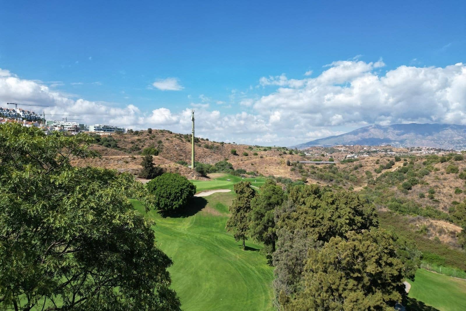 Apartamento de 2 habitaciones en Mijas en venta con piscina garaje - 425.000 € (Ref: 9340660)