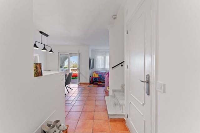 Casa de 3 habitaciones en Mijas en venta con piscina garaje - 445.000 € (Ref: 9345486)