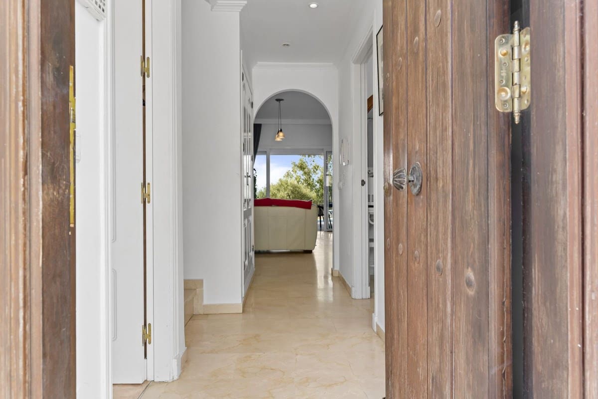 2 bedroom Apartment for sale in Mijas with pool garage - € 359,000 (Ref: 9345489)