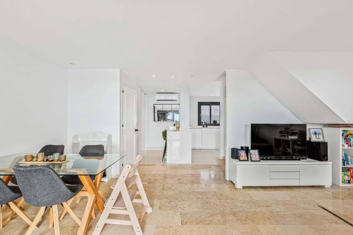 3 sypialnia Dom na sprzedaż w Manilva z basenem - 395 000 € (Ref: 9345491)