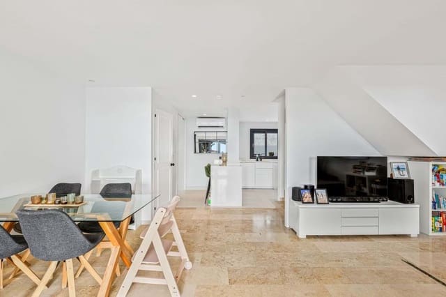 3 sypialnia Dom na sprzedaż w Manilva z basenem - 395 000 € (Ref: 9345491)