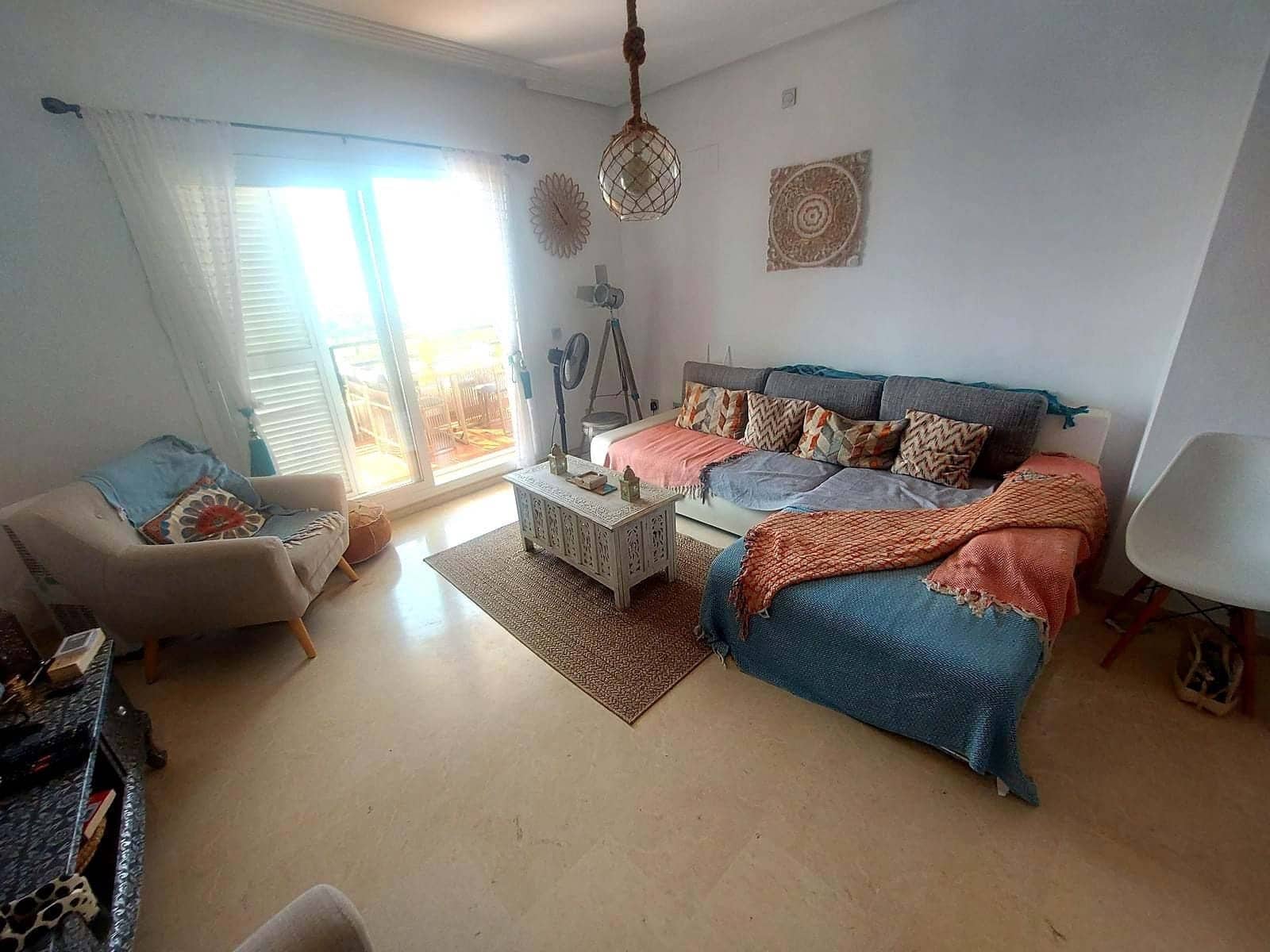 2 makuuhuone Huoneisto myytävänä paikassa La Duquesa / Puerto de la Duquesa mukana uima-altaan 
autotalli - 285 000 € (Ref: 9346658)