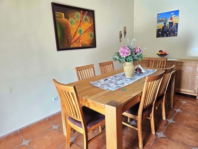 3 Zimmer Haus zu verkaufen in Marbella mit Pool Garage - 460.000 € (Ref: 9346660)