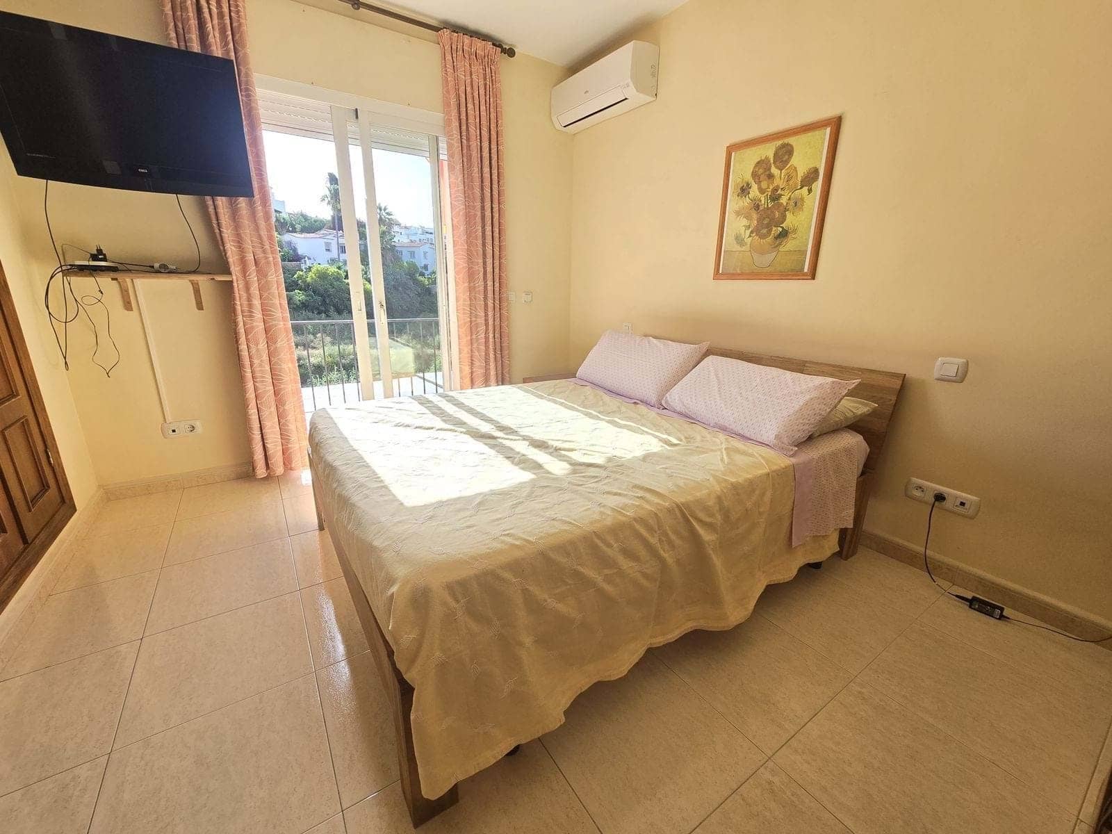 3 Zimmer Haus zu verkaufen in Marbella mit Pool Garage - 460.000 € (Ref: 9346660)