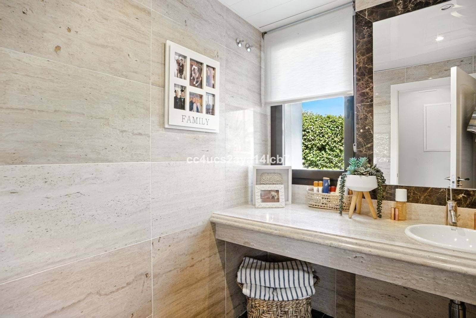 3 camera da letto Villa in vendita in Estepona con piscina garage - 970.000 € (Rif: 9348865)