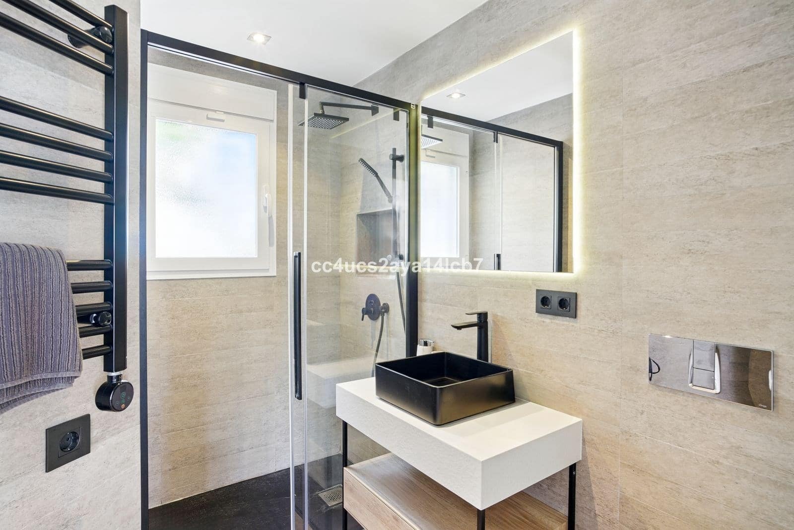 3 bedroom Townhouse for sale in Marbella with pool - € 795,000 (Ref: 9348866)