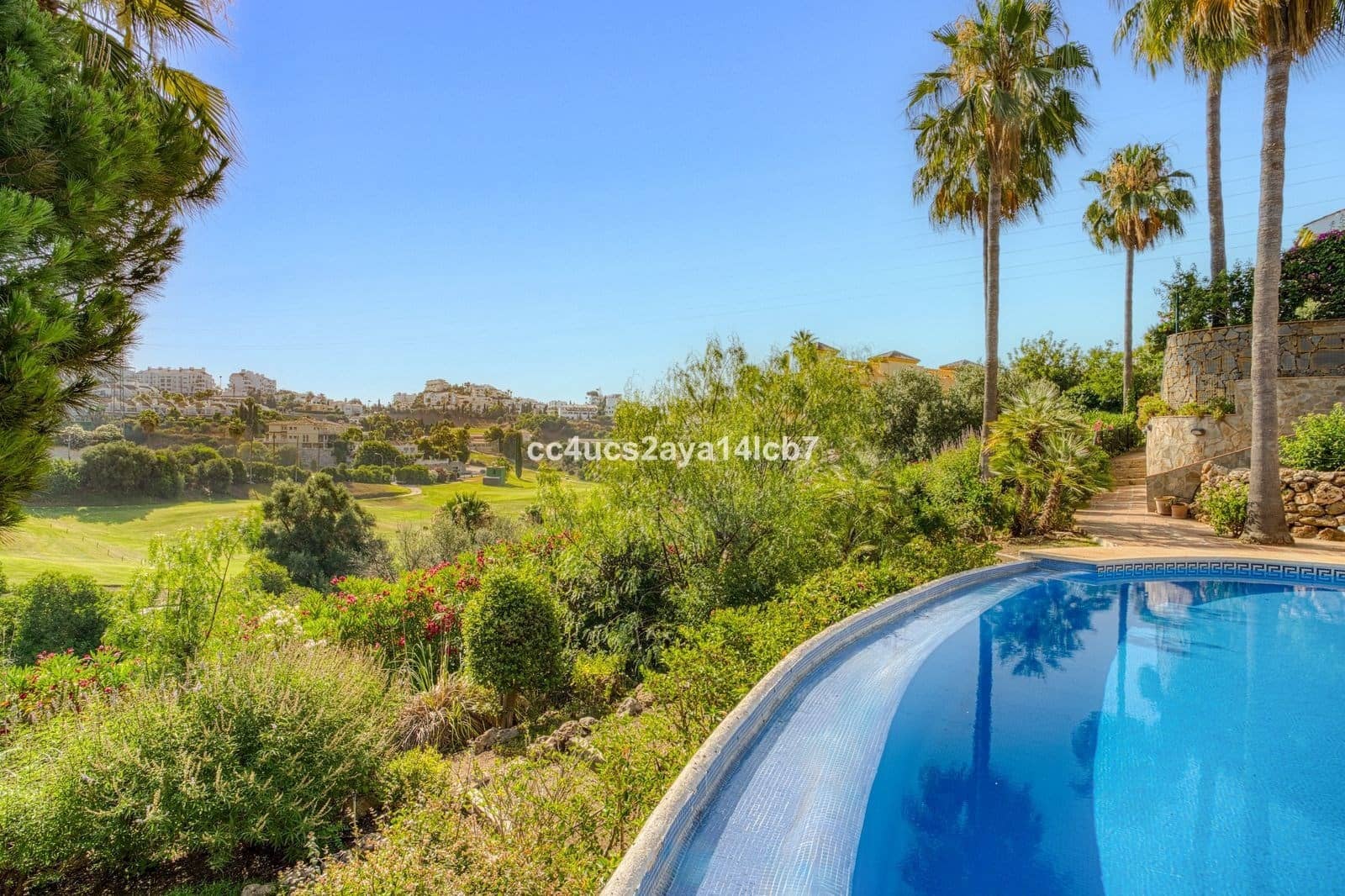 3 soveværelse Villa til salg i Mijas med swimmingpool garage - € 539.000 (Ref: 9348867)