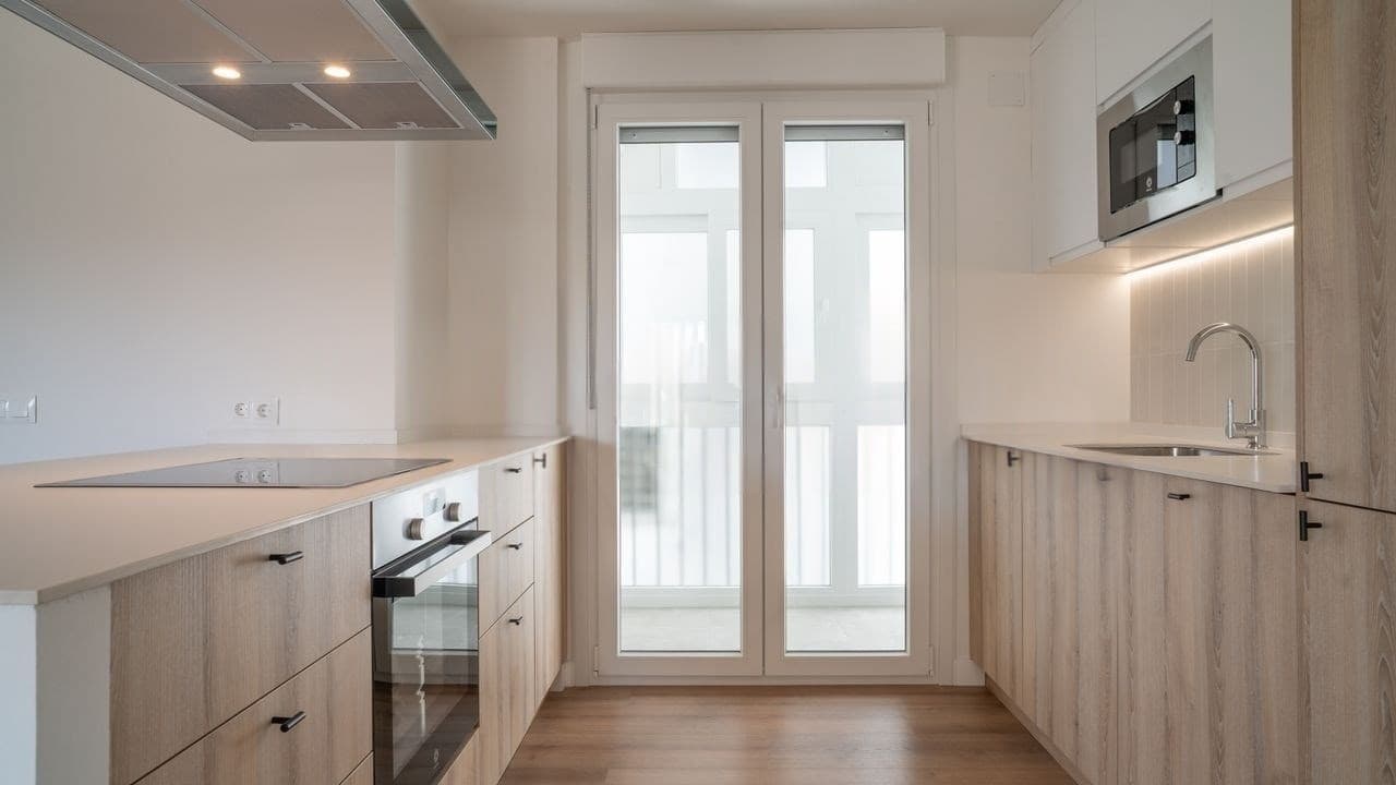 3 bedroom Apartment for sale in Fuengirola with pool garage - € 400,000 (Ref: 9350000)