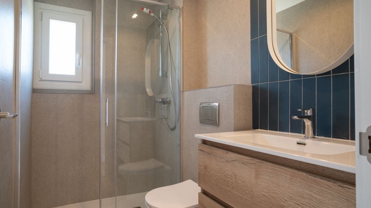 3 bedroom Apartment for sale in Fuengirola with pool garage - € 400,000 (Ref: 9350000)