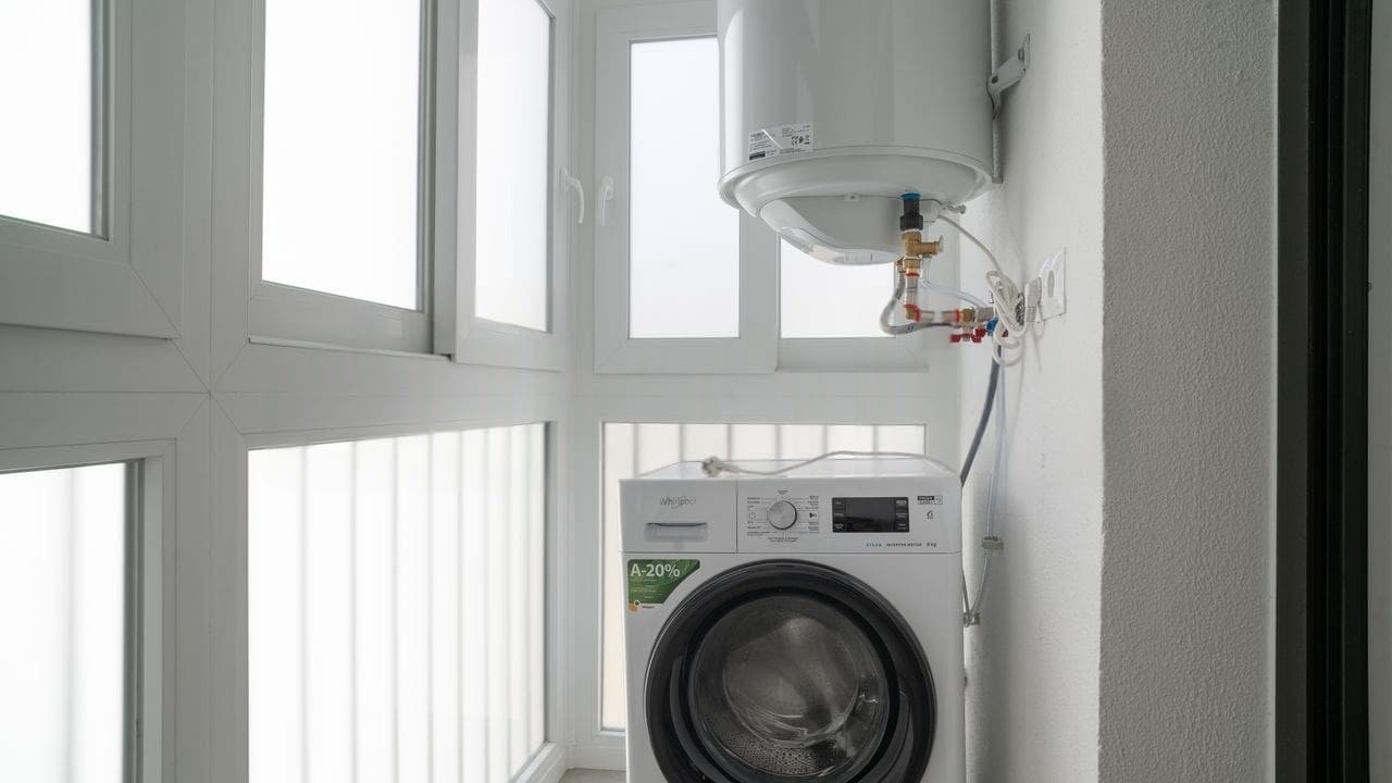 3 bedroom Apartment for sale in Fuengirola with pool garage - € 400,000 (Ref: 9350000)