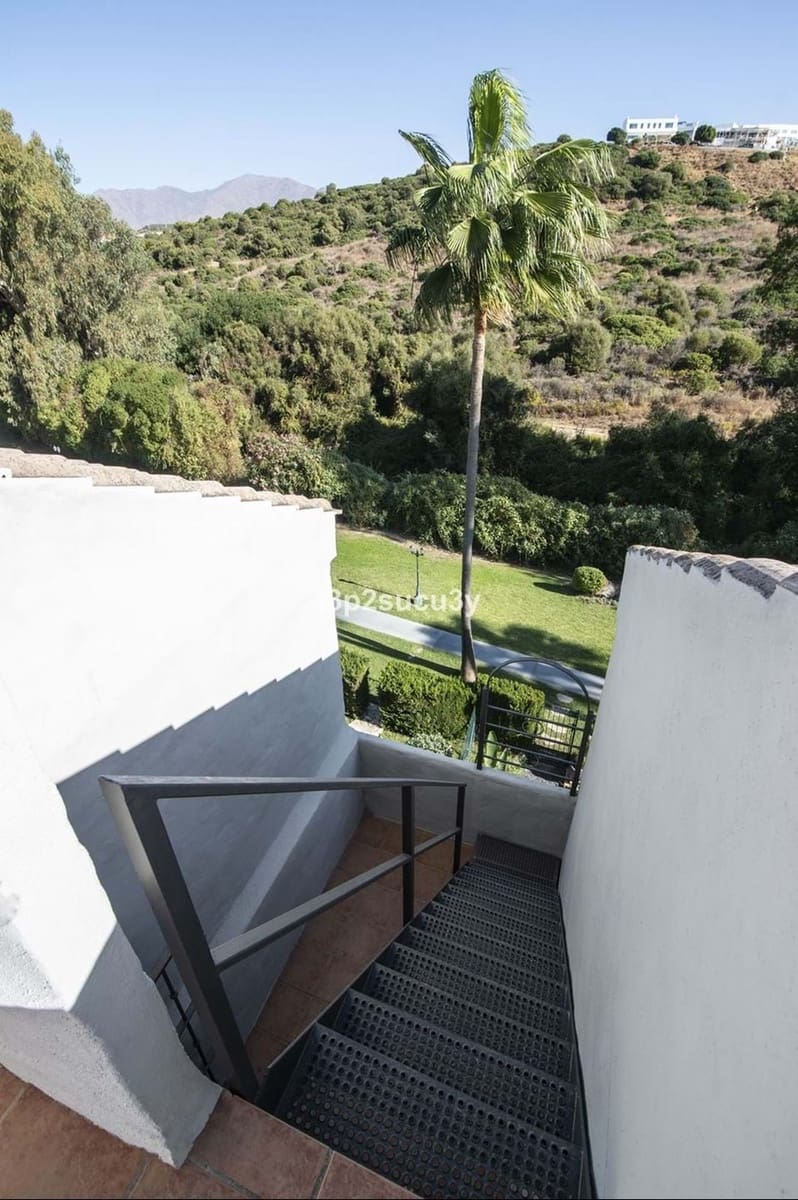 Chalet de 3 habitaciones en Bahia de Casares en venta con piscina garaje - 369.000 € (Ref: 9352810)