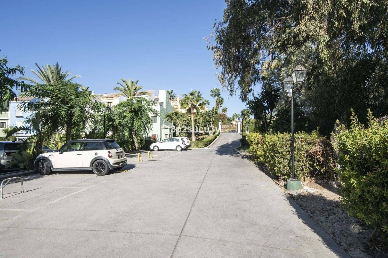 Chalet de 3 habitaciones en Bahia de Casares en venta con piscina garaje - 369.000 € (Ref: 9352810)