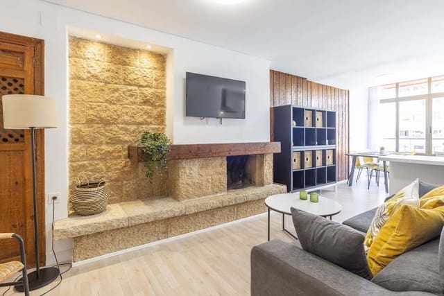 2 makuuhuone Huoneisto myytävänä paikassa Torremolinos mukana uima-altaan - 425 000 € (Ref: 9352982)