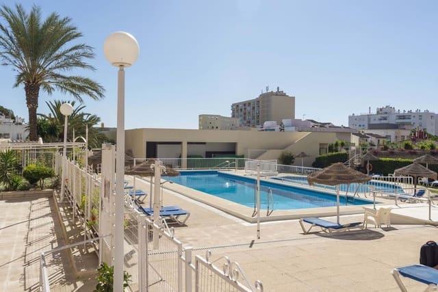 2 makuuhuone Huoneisto myytävänä paikassa Torremolinos mukana uima-altaan - 425 000 € (Ref: 9352982)