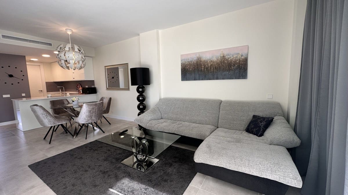 Apartamento de 2 habitaciones en New Golden Mile en venta con piscina garaje - 420.000 € (Ref: 9353016)