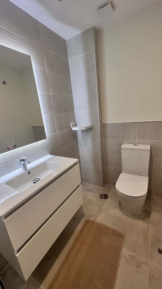 Apartamento de 2 habitaciones en New Golden Mile en venta con piscina garaje - 420.000 € (Ref: 9353016)