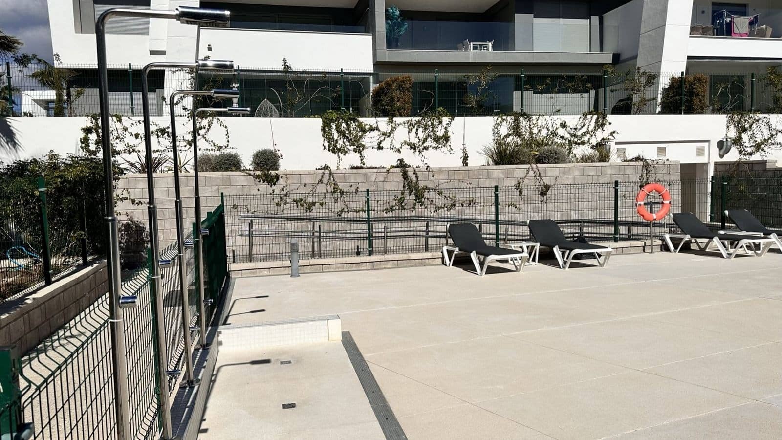 Apartamento de 2 habitaciones en New Golden Mile en venta con piscina garaje - 420.000 € (Ref: 9353016)